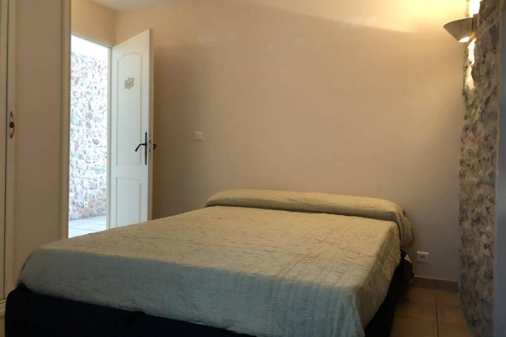 C054-Bel Appartement Lumineux Au Coeur Du Suquet Cannes Zewnętrze zdjęcie