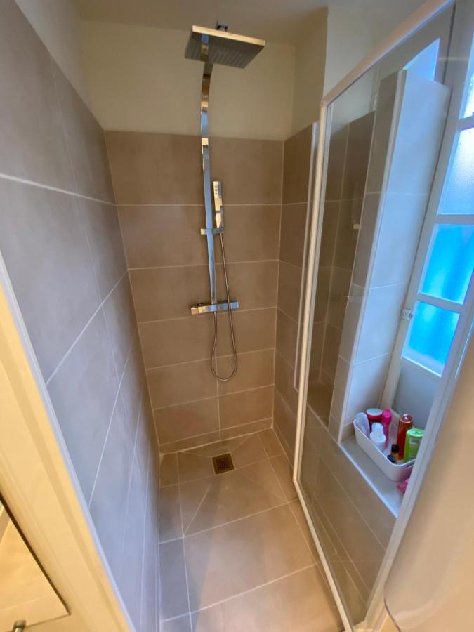 C054-Bel Appartement Lumineux Au Coeur Du Suquet Cannes Zewnętrze zdjęcie
